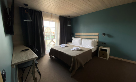 Семейный двухкомнатный трехместный номер