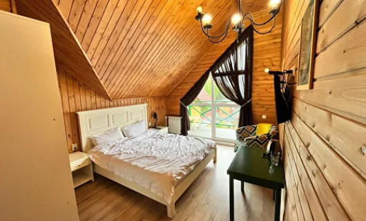 Номер Делюкс