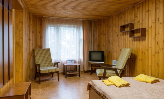 Комфорт двухкомнатный ,четырехметсный стоимость при четырехместном размещении 15.4