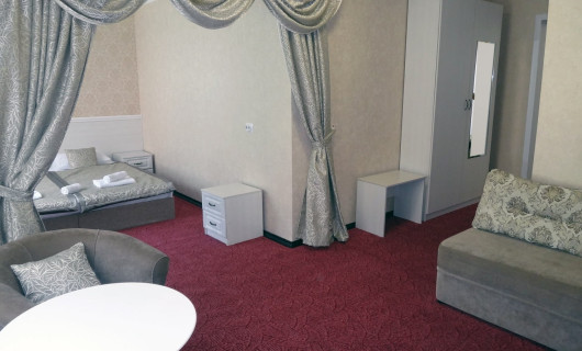 Полулюкс / Junior Suite до 4-х человек